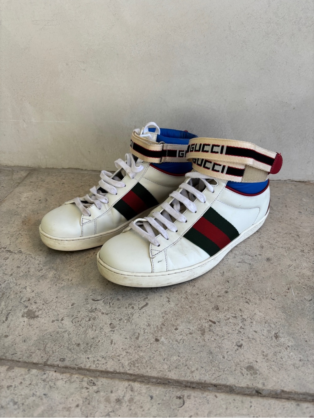 Gucci White High-Top Sneakers with Green & Red Web Stripe and Blue Collar